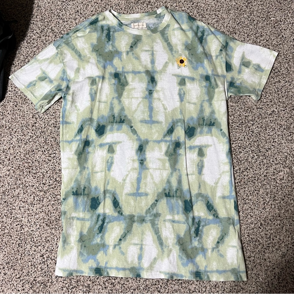 NEW Urban Outfitters Tee